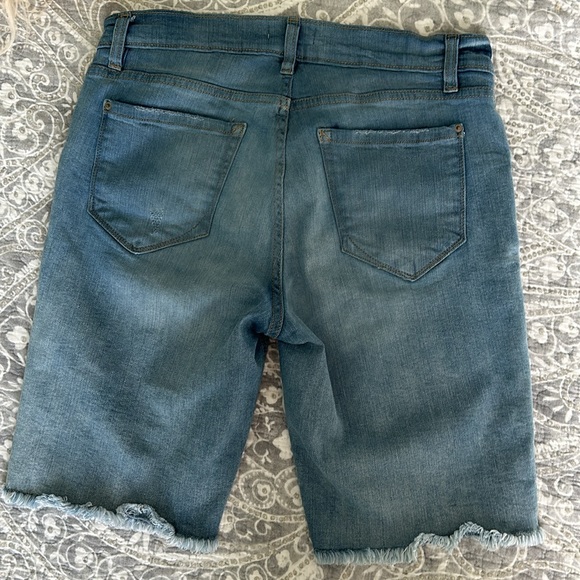 Kenzie Jeans Bermuda Short - Size 6/28 - Picture 3 of 3